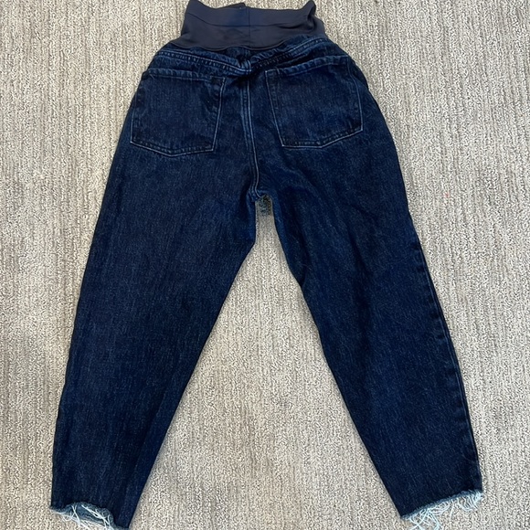 Old Navy Maternity Jeans - Picture 3 of 3